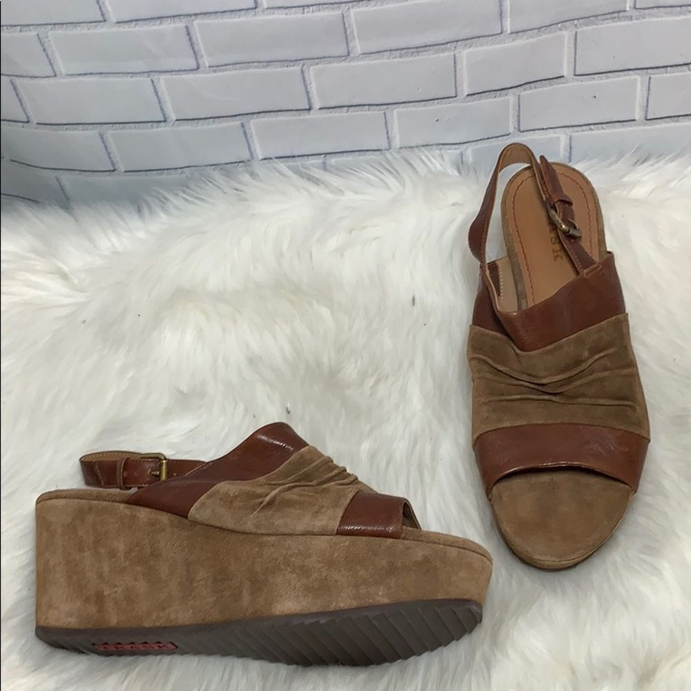 Trask Sundance‎ C16 Brown Suede Platforms Size 10